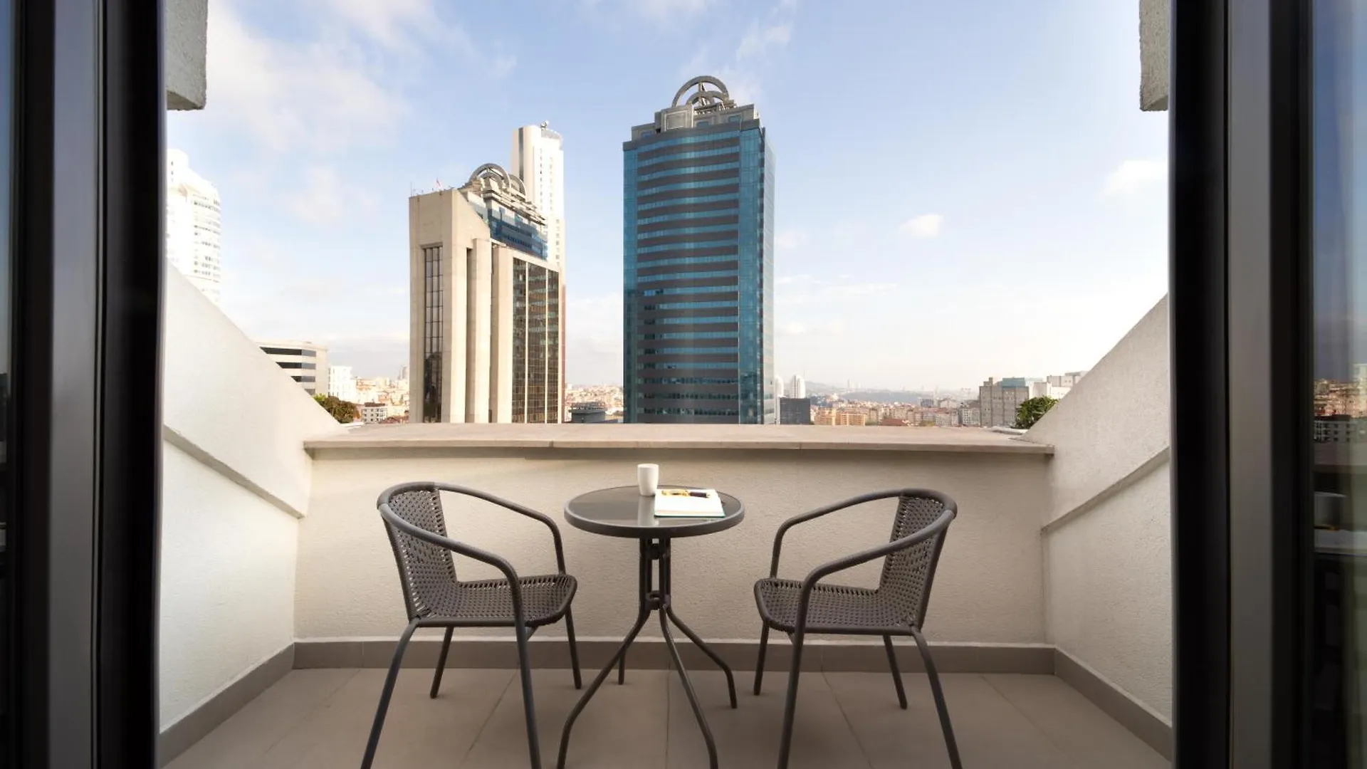 Tryp By Wyndham Istanbul Sisli Hotel