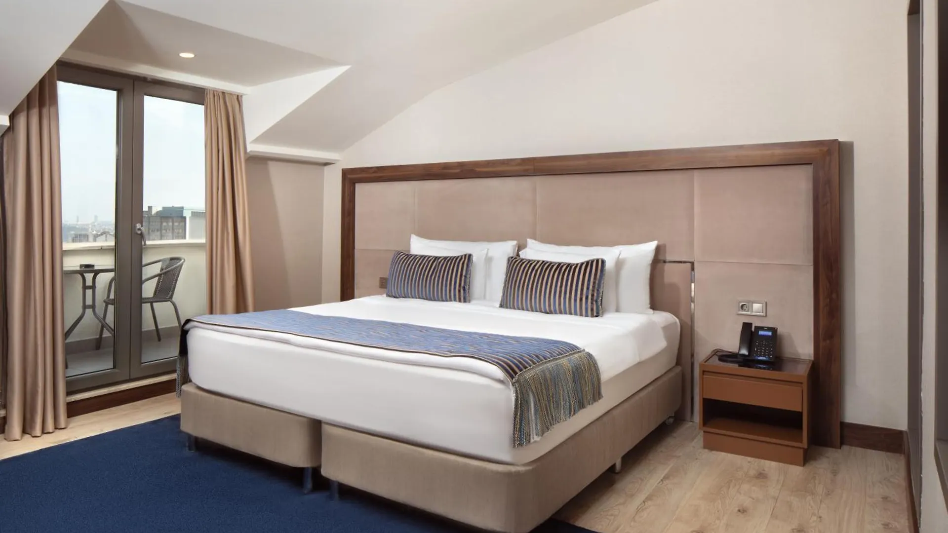 Tryp By Wyndham Istanbul Sisli Hotel