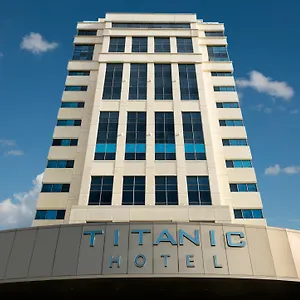 Hotel Titanic Business Kartal